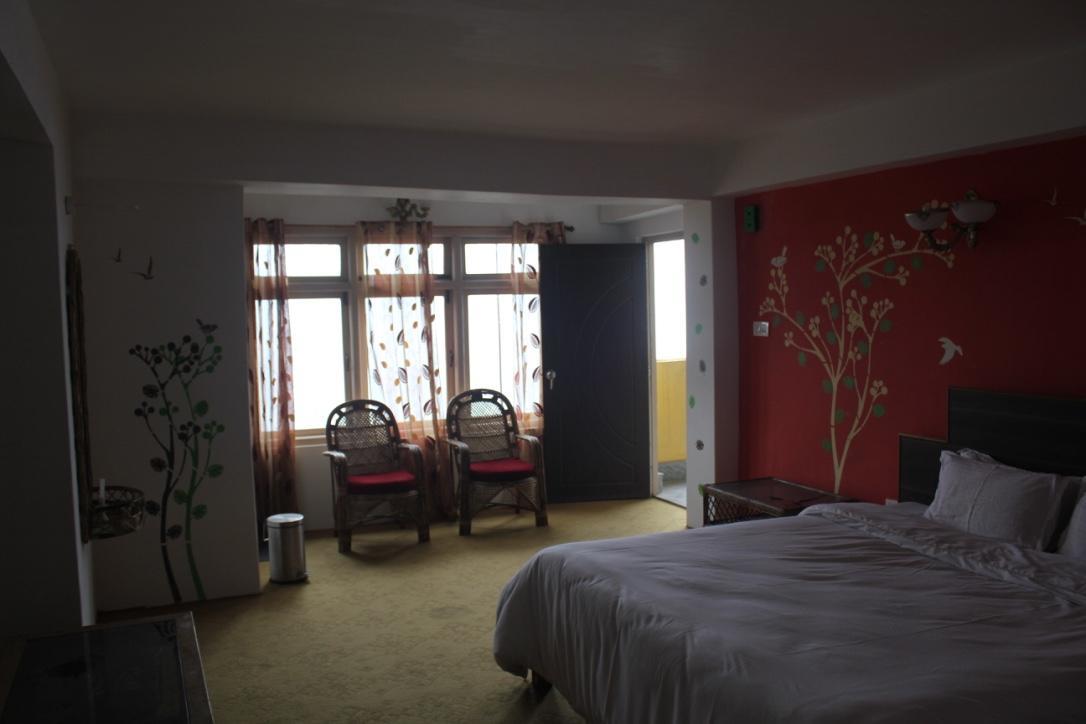 The Ace Pine Valley Hotel Pelling Esterno foto