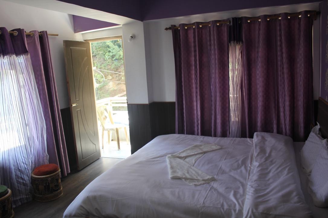 The Ace Pine Valley Hotel Pelling Esterno foto